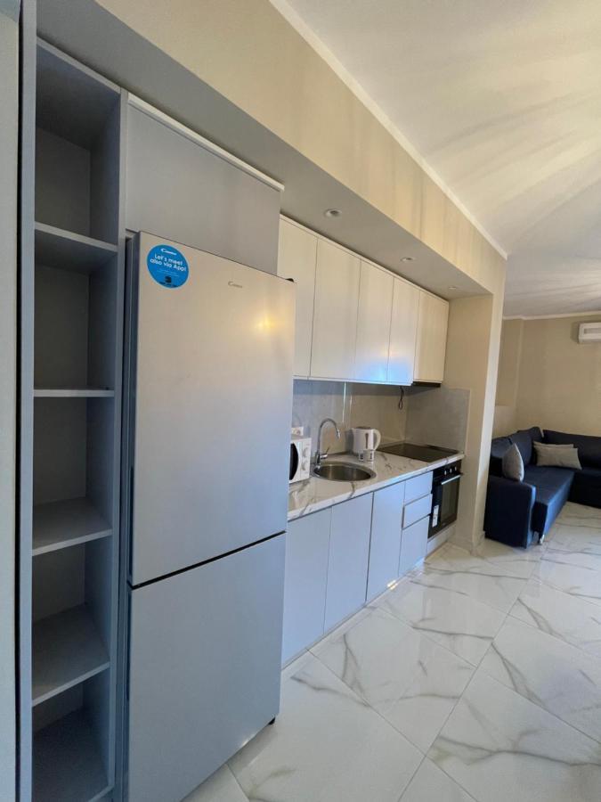 Modern Beachfront Apartments Sarandë エクステリア 写真