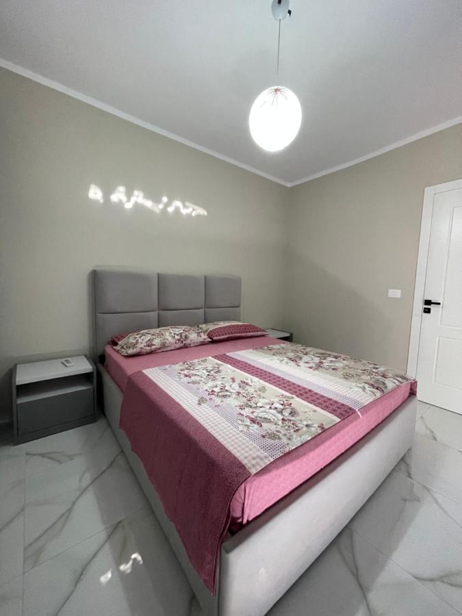 Modern Beachfront Apartments Sarandë エクステリア 写真