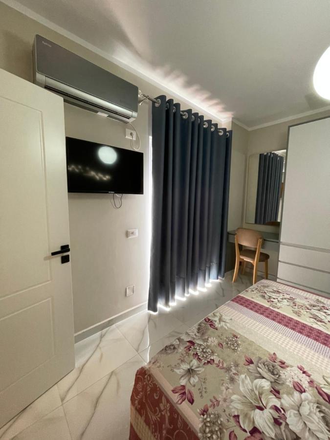 Modern Beachfront Apartments Sarandë エクステリア 写真