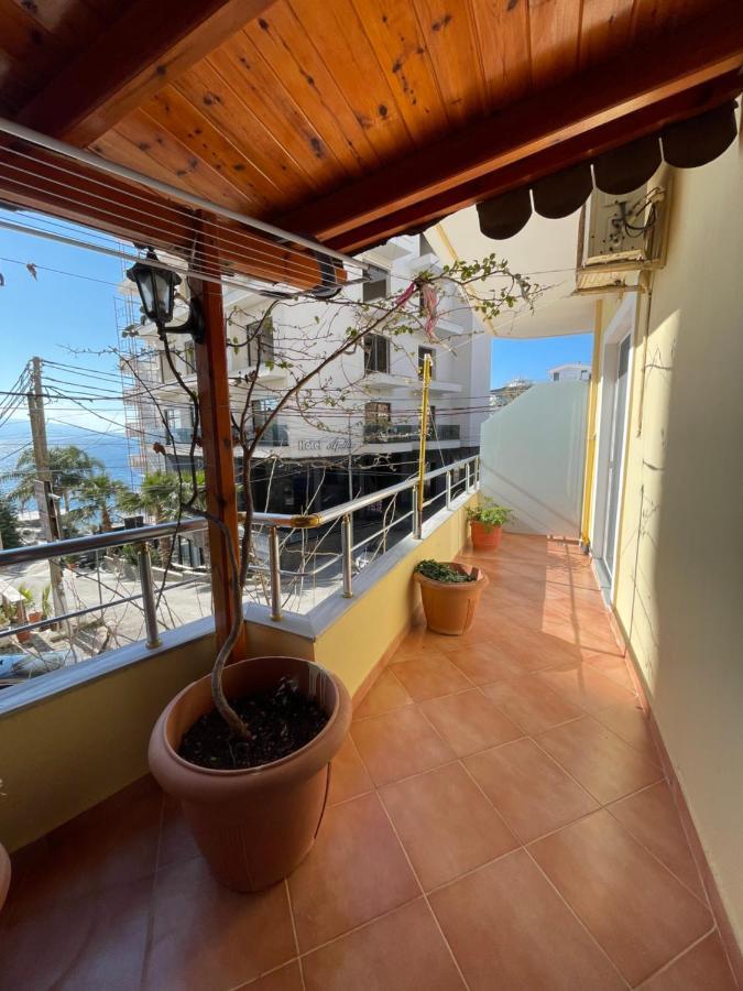 Modern Beachfront Apartments Sarandë エクステリア 写真