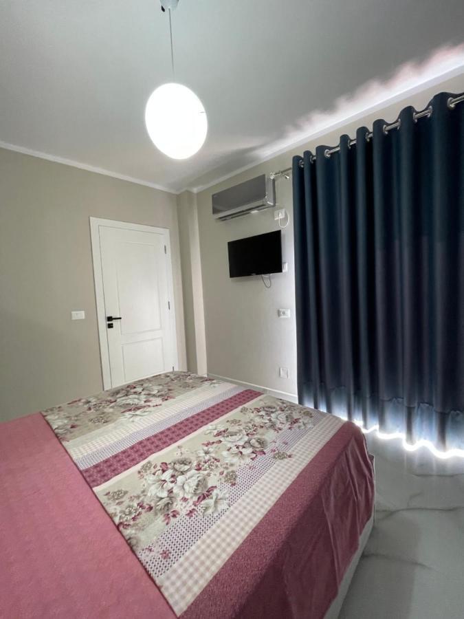 Modern Beachfront Apartments Sarandë エクステリア 写真