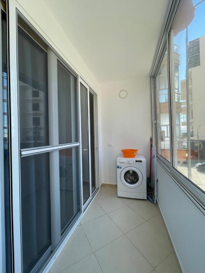 Modern Beachfront Apartments Sarandë エクステリア 写真
