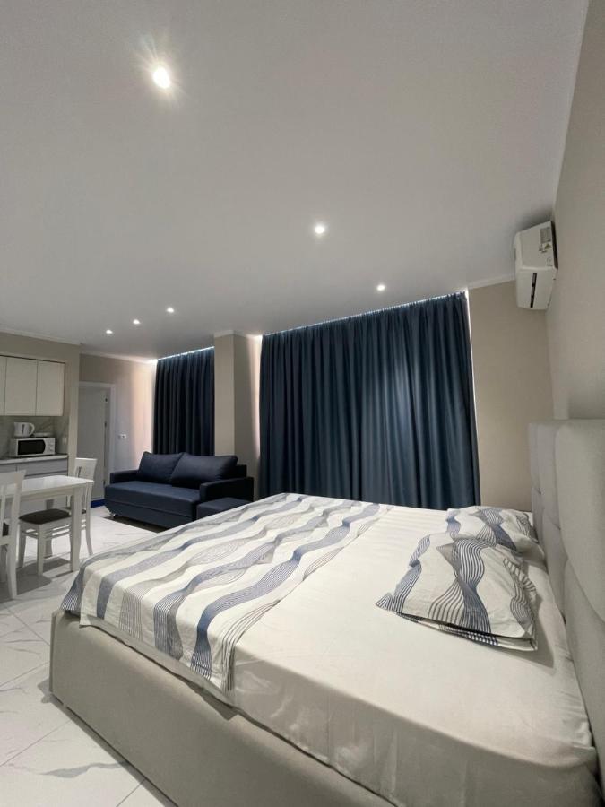 Modern Beachfront Apartments Sarandë エクステリア 写真