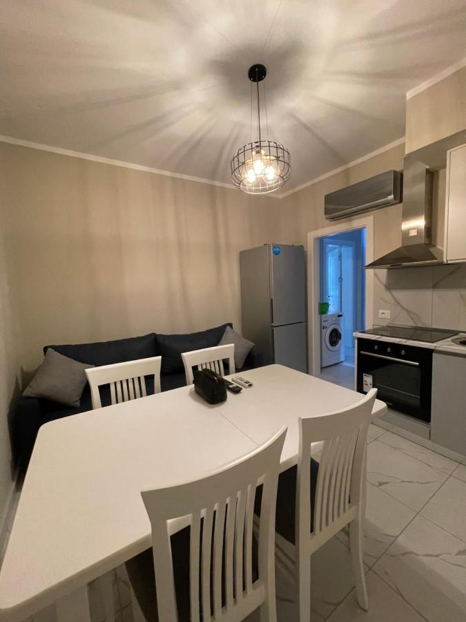 Modern Beachfront Apartments Sarandë エクステリア 写真