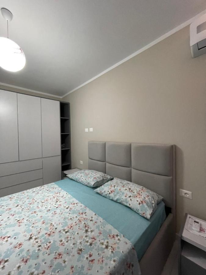 Modern Beachfront Apartments Sarandë エクステリア 写真