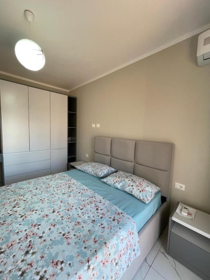 Modern Beachfront Apartments Sarandë エクステリア 写真