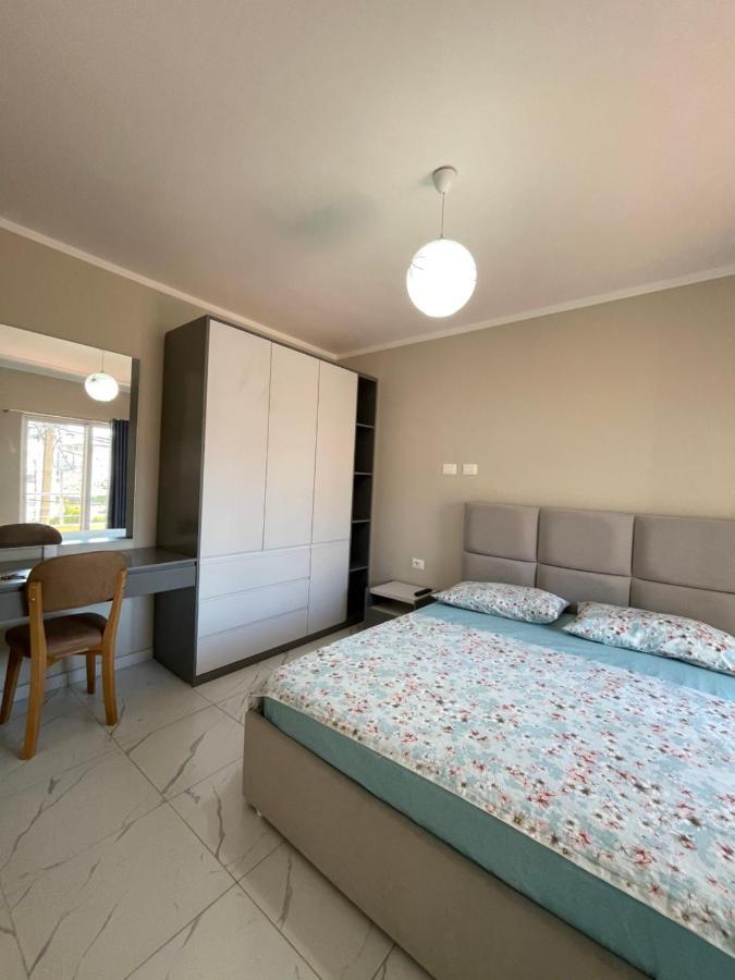 Modern Beachfront Apartments Sarandë エクステリア 写真
