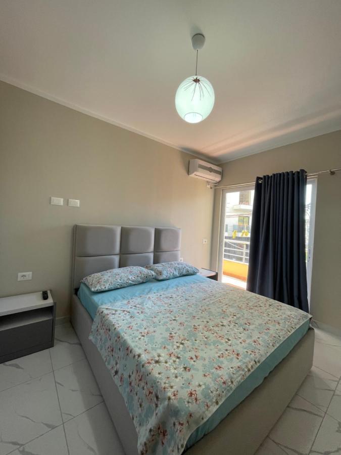 Modern Beachfront Apartments Sarandë エクステリア 写真